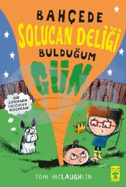 Bahçede Solucan Deliği Bulduğum Gün